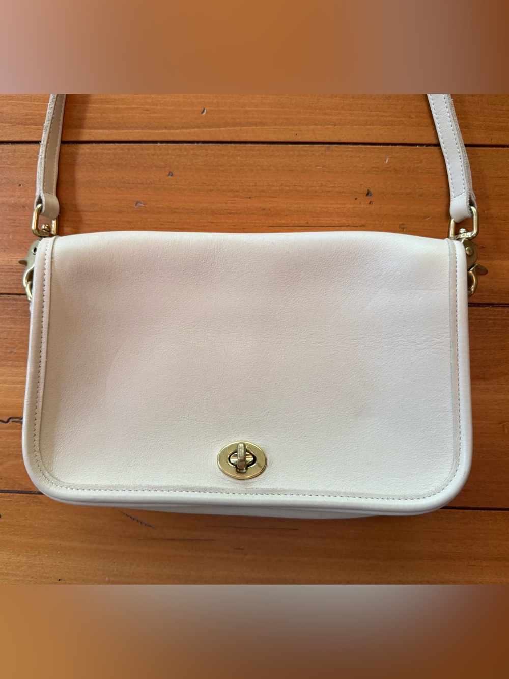 PRISTINE VINTAGE COACH City Bag 9790 White/Bone Leather Crossbody